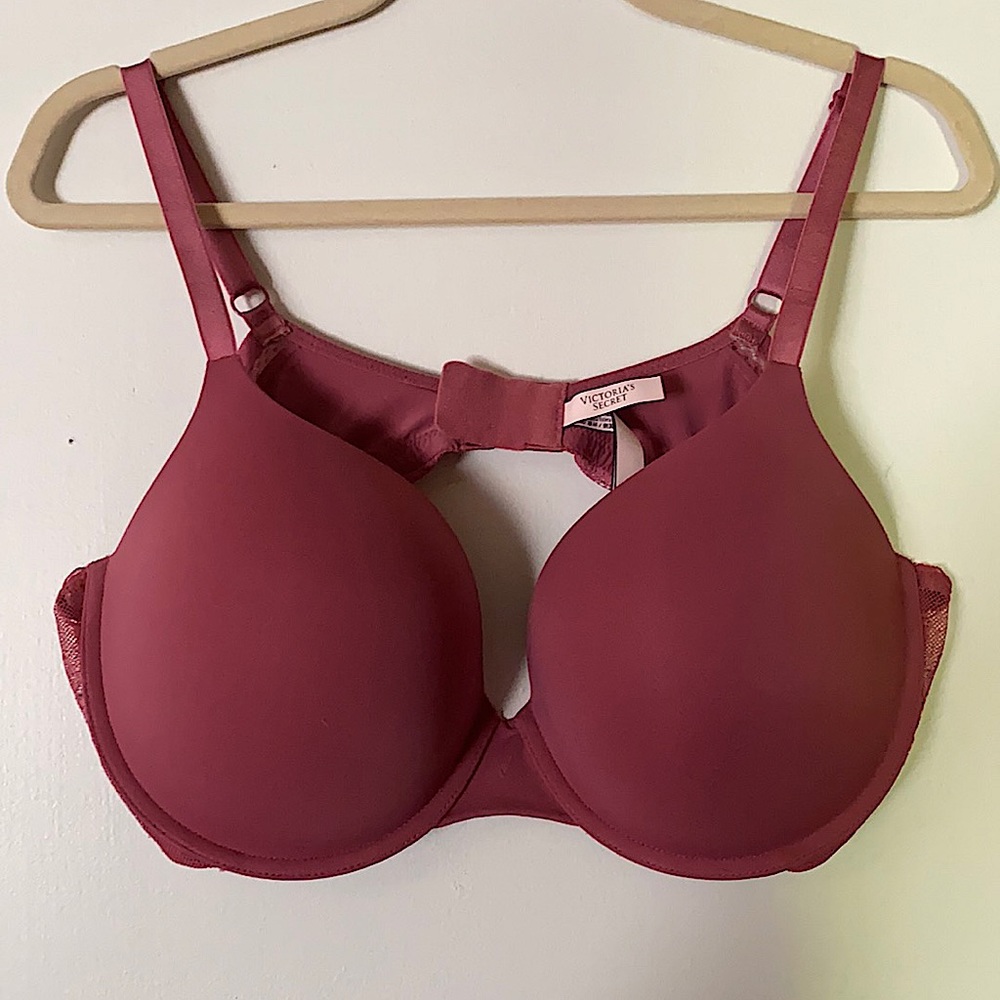 Victoria’s Secret Push Up T-Shirt Bra